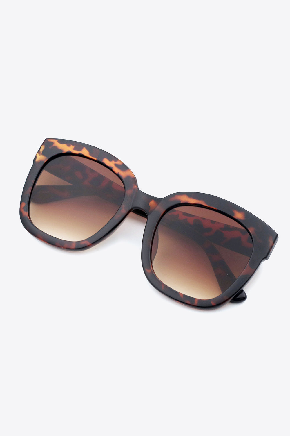 The Stephanie Frame Square Sunglasses