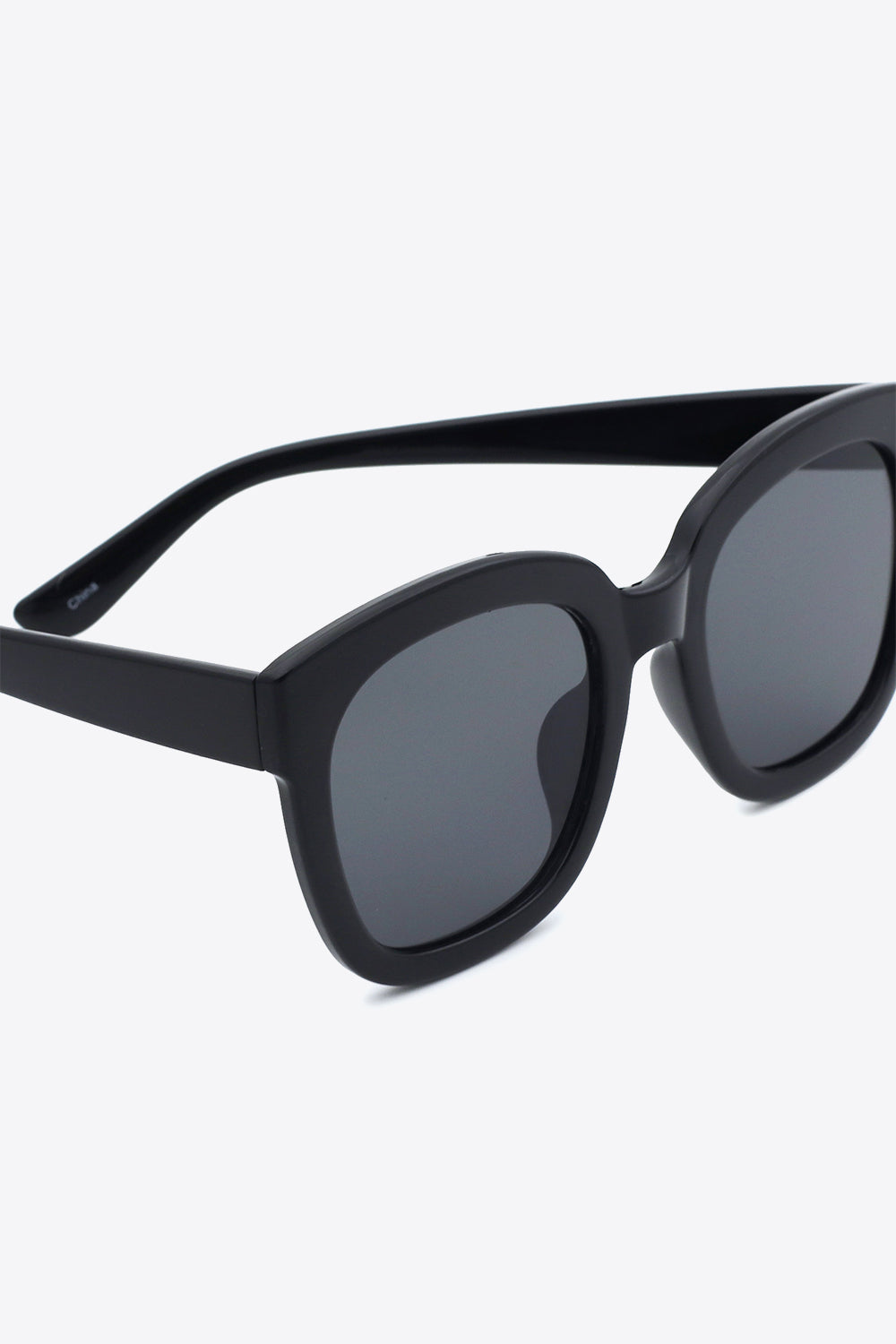 The Stephanie Frame Square Sunglasses