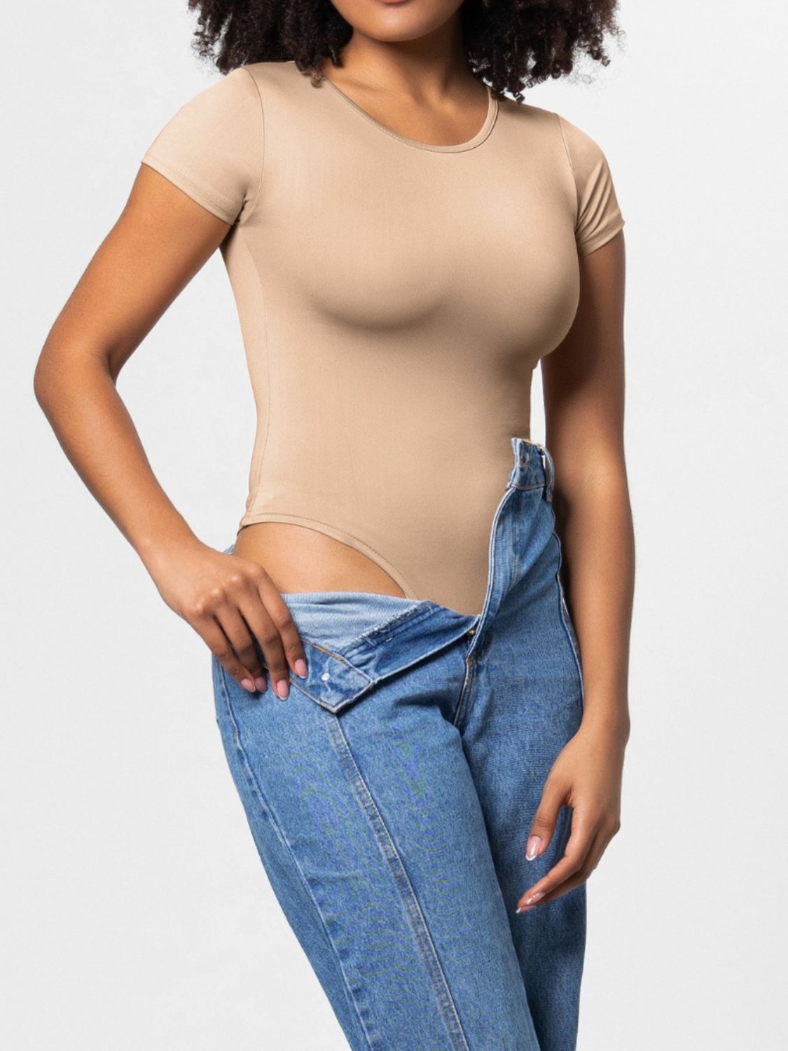 The Zoe Round Neck Short Sleeve Bodysuit