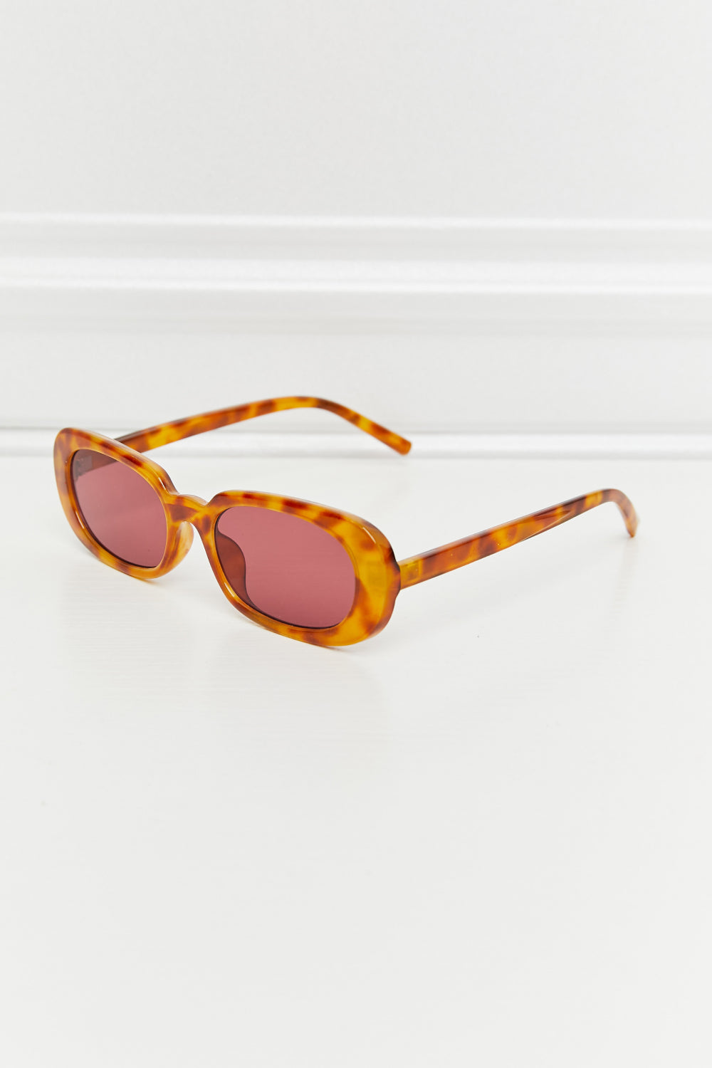 The Bella Oval Full Rim Sunglasses