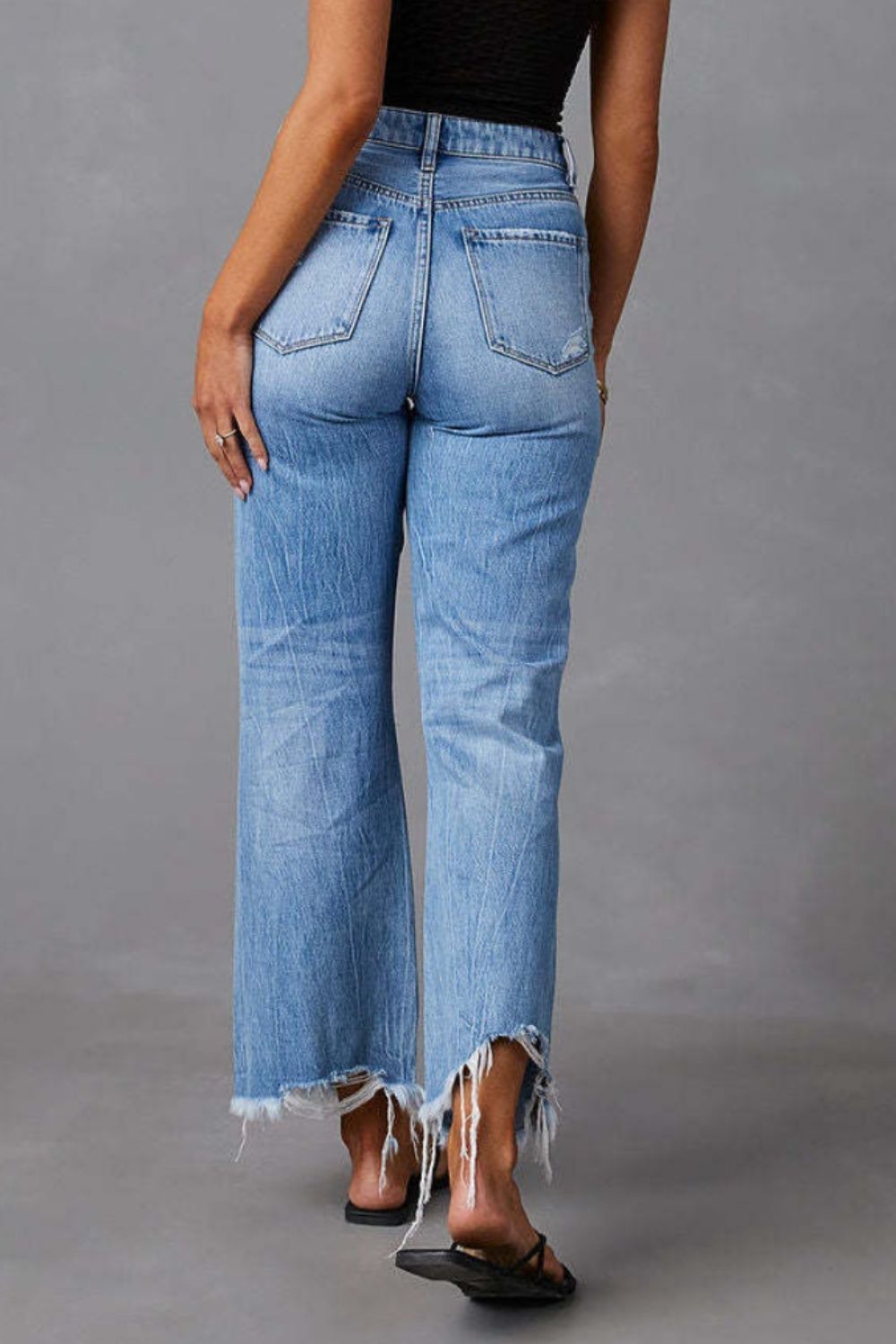 27615 Distressed Raw Hem Jeans with Pockets