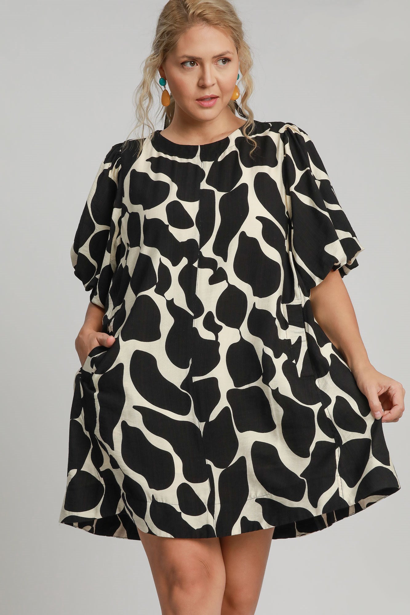 The Tori Two Tone Abstract Print Puff Sleeve Dress Plus Size