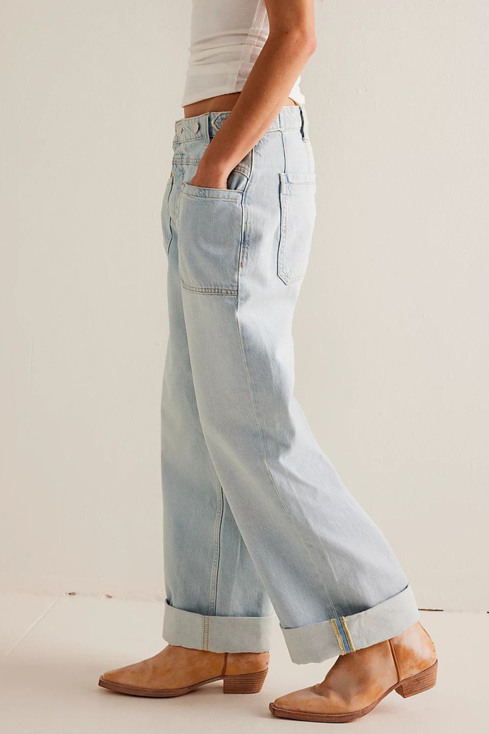 The Samantha Washed Wide Leg Jeans with Pockets