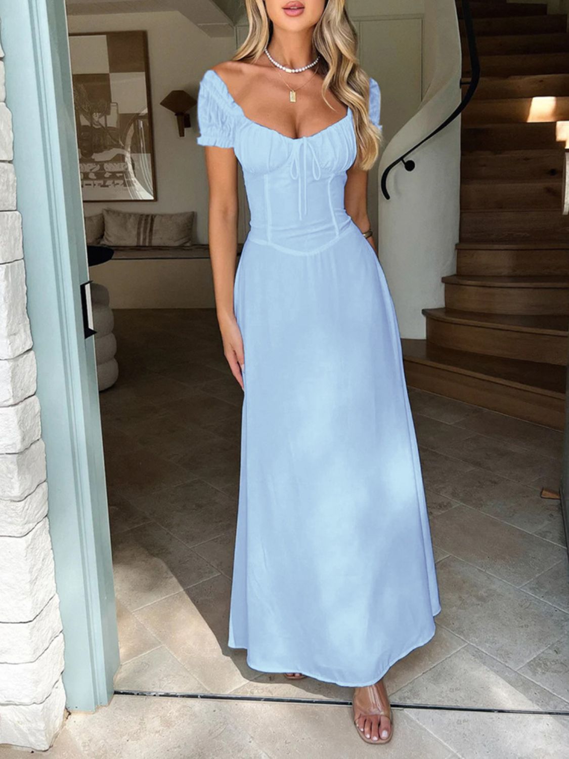 The Hunter Sweetheart Neck Short Sleeve Maxi Dress