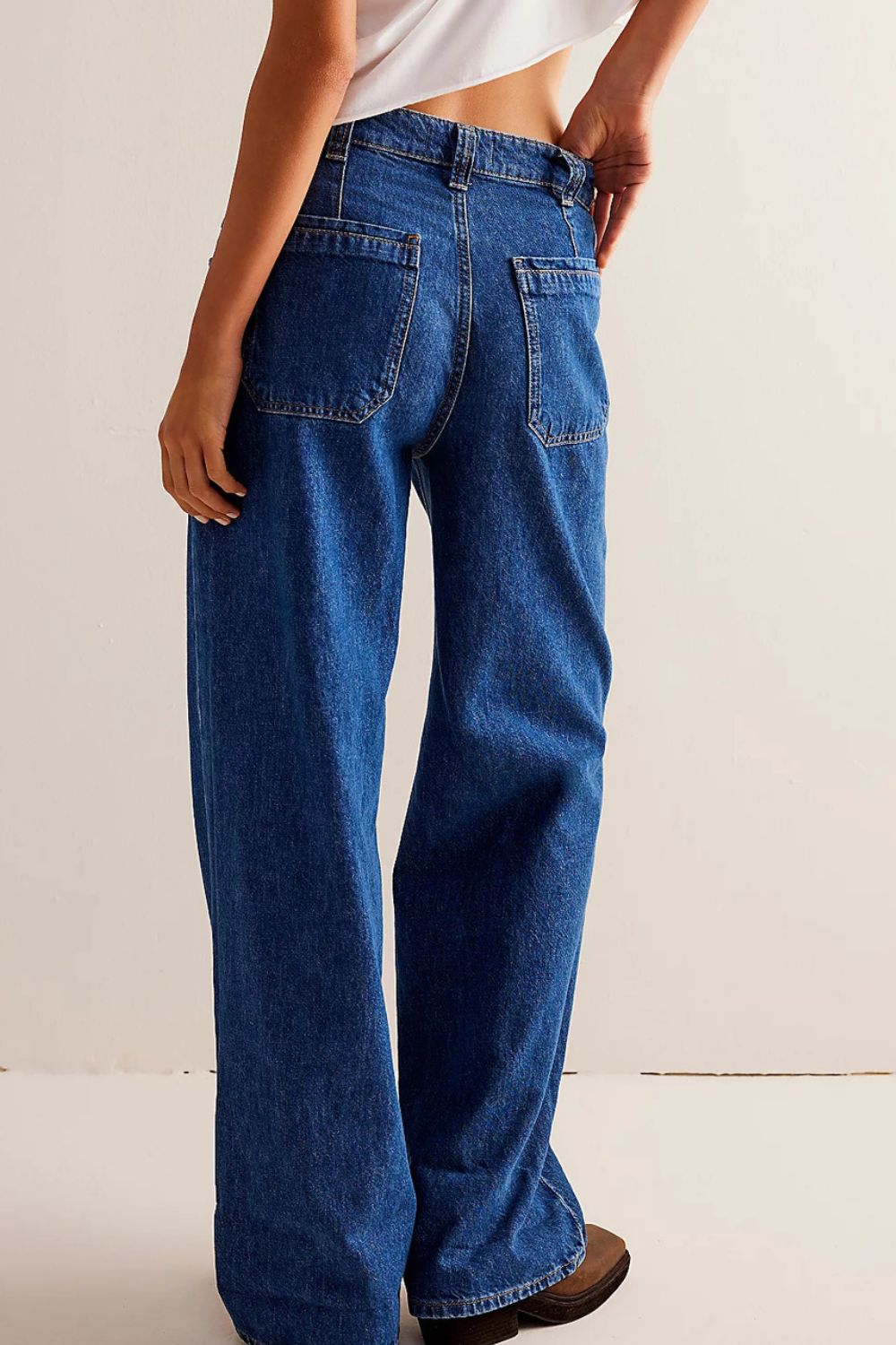 The Samantha Washed Wide Leg Jeans with Pockets